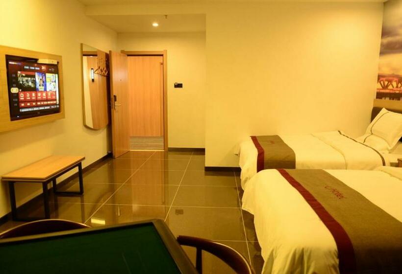 Thank Inn Chain Hotel Jiangxi Fuzhou Linchuan District Donghua University Of Technology