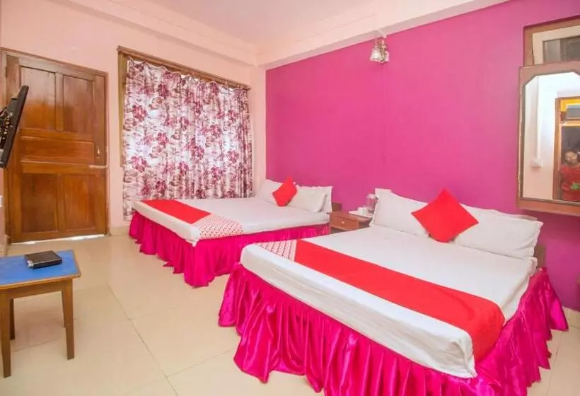 هتل Oakwood Valley Retreat