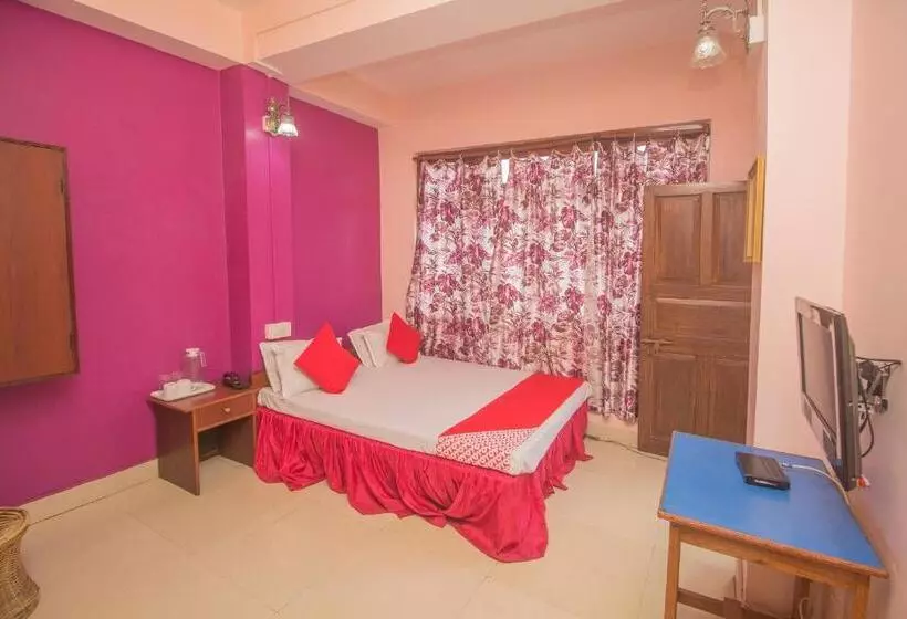 هتل Oakwood Valley Retreat