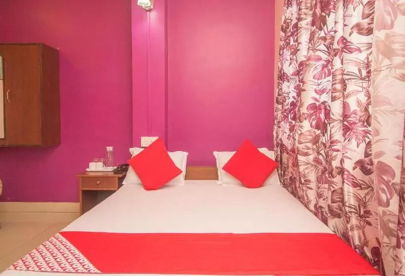 هتل Oakwood Valley Retreat