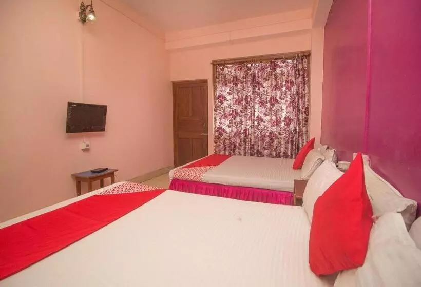 هتل Oakwood Valley Retreat