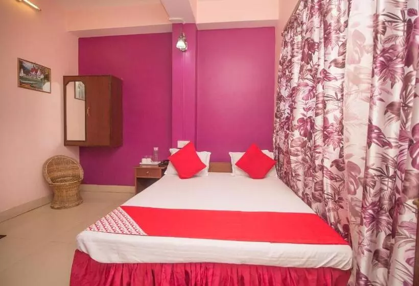 هتل Oakwood Valley Retreat