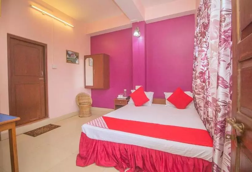 هتل Oakwood Valley Retreat