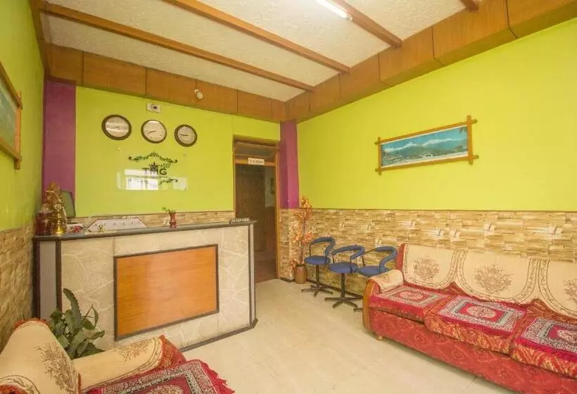هتل Oakwood Valley Retreat