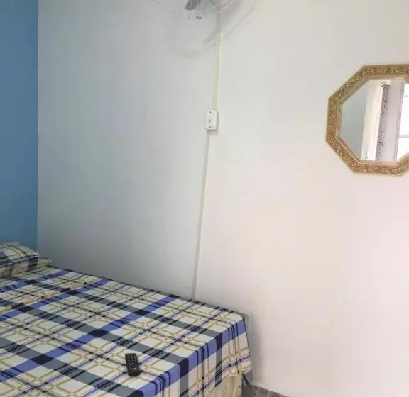 ペンション Família Charleaux