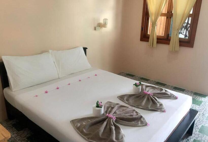 פנסיון Golden Guesthouse