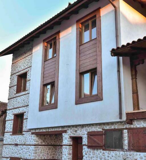 פנסיון Lovna Sreshta