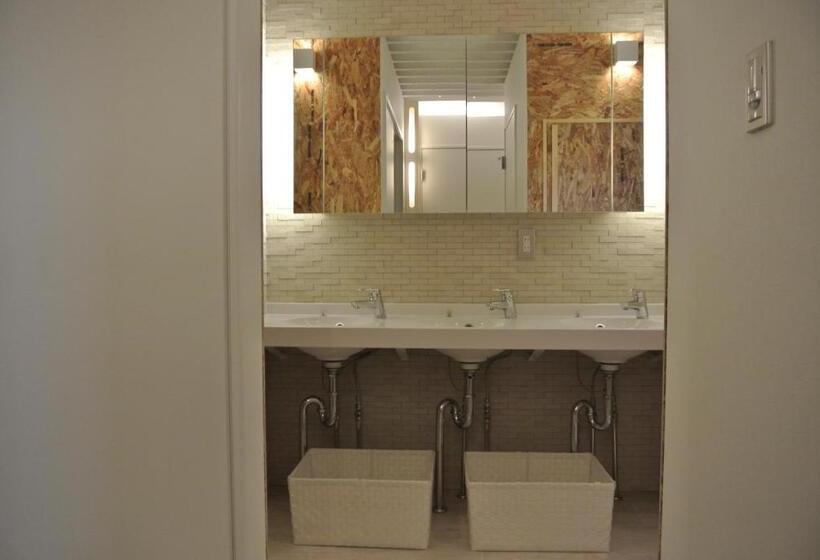 Backpackers Hotel Noosa Japan In Takatsuki Tonda