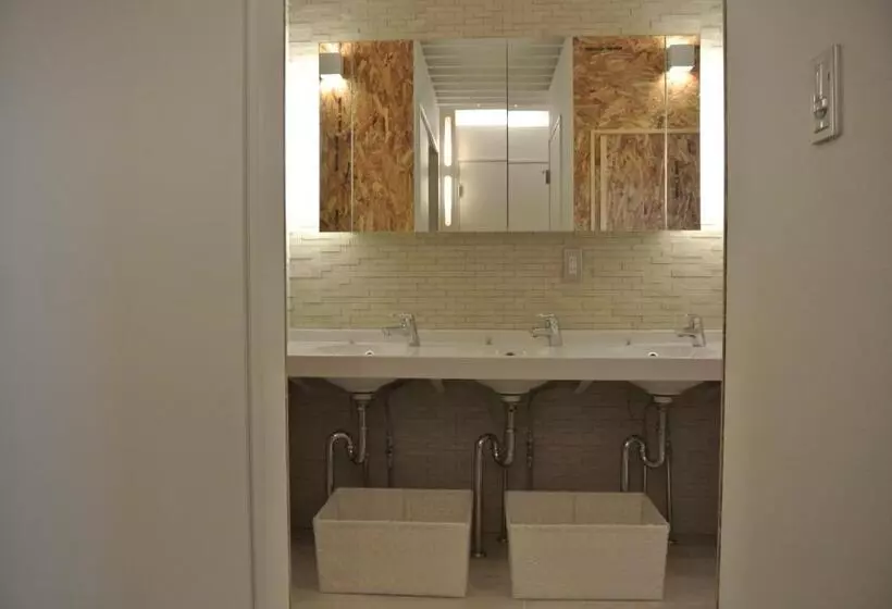 Backpackers Hotel Noosa Japan In Takatsuki Tonda