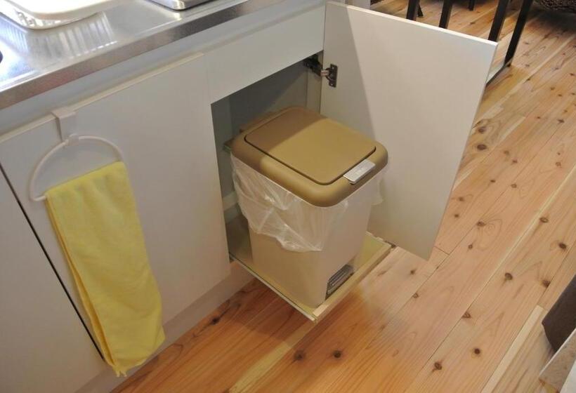 Backpackers Hotel Noosa Japan In Takatsuki Tonda