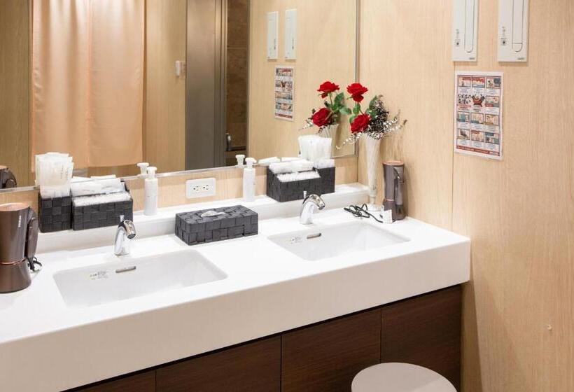 酒店 Kuretake Inn Osaka Midousuji Hommachi