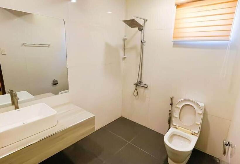 هتل Bakasyunan Resort And Conference Center   Tanay