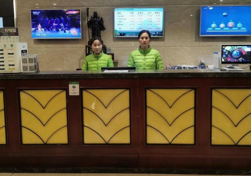 호텔 Greentree Inn Henan Hebi Hengshan Road Business