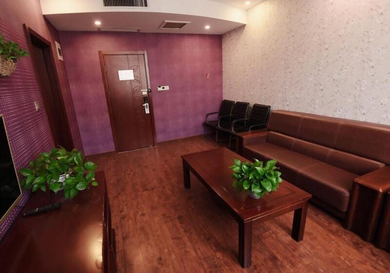 호텔 Greentree Inn Henan Hebi Hengshan Road Business