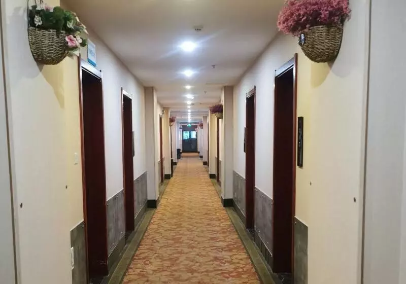 Hotelli Greentree Inn Henan Hebi Hengshan Road Business