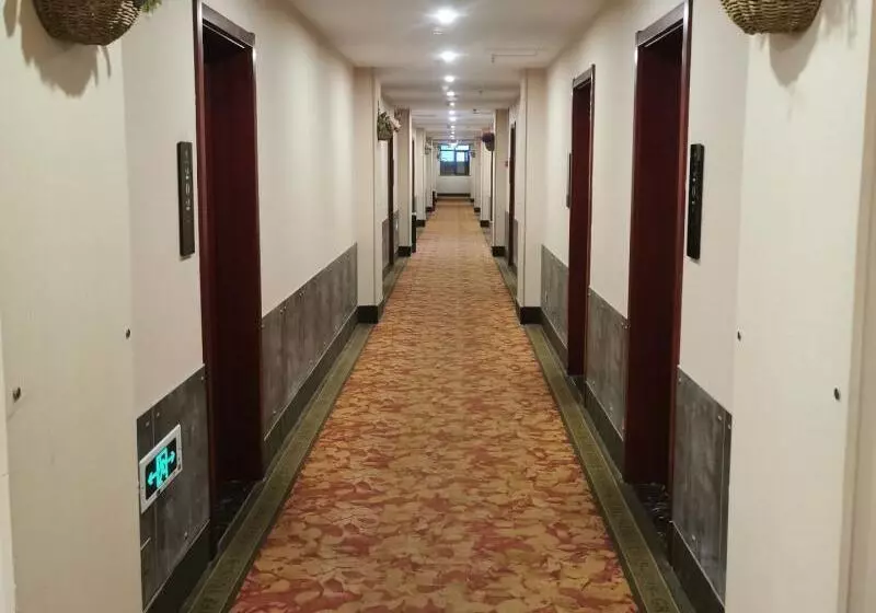 Hotelli Greentree Inn Henan Hebi Hengshan Road Business