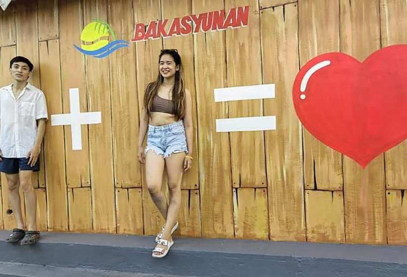 Bakasyunan Resort And Conference Center Zambales