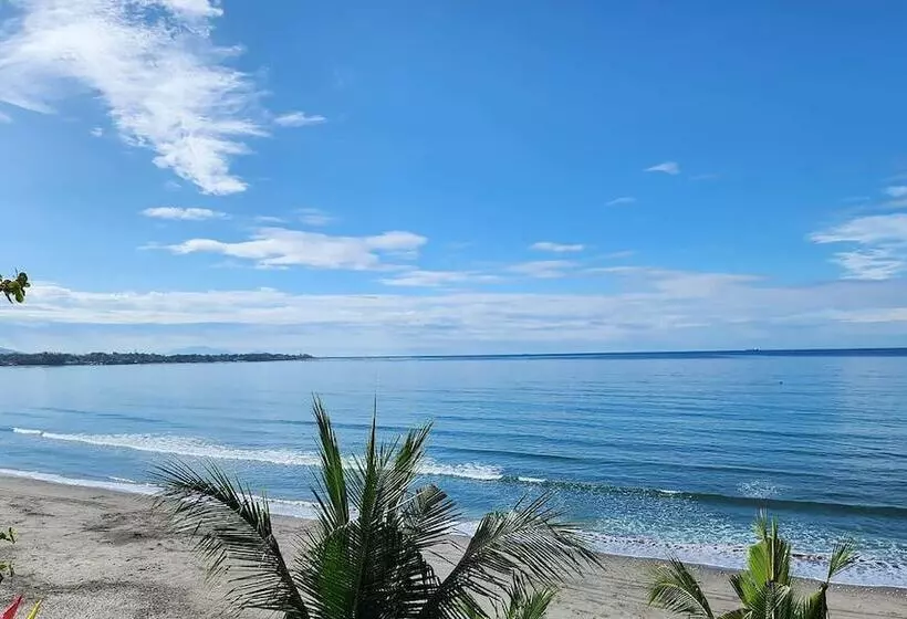 Bakasyunan Resort And Conference Center Zambales