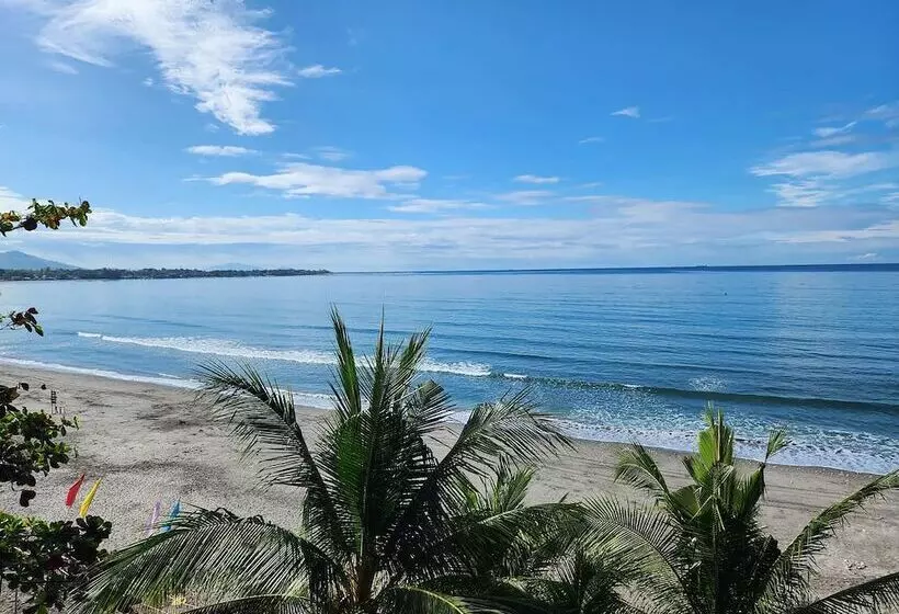 Bakasyunan Resort And Conference Center Zambales