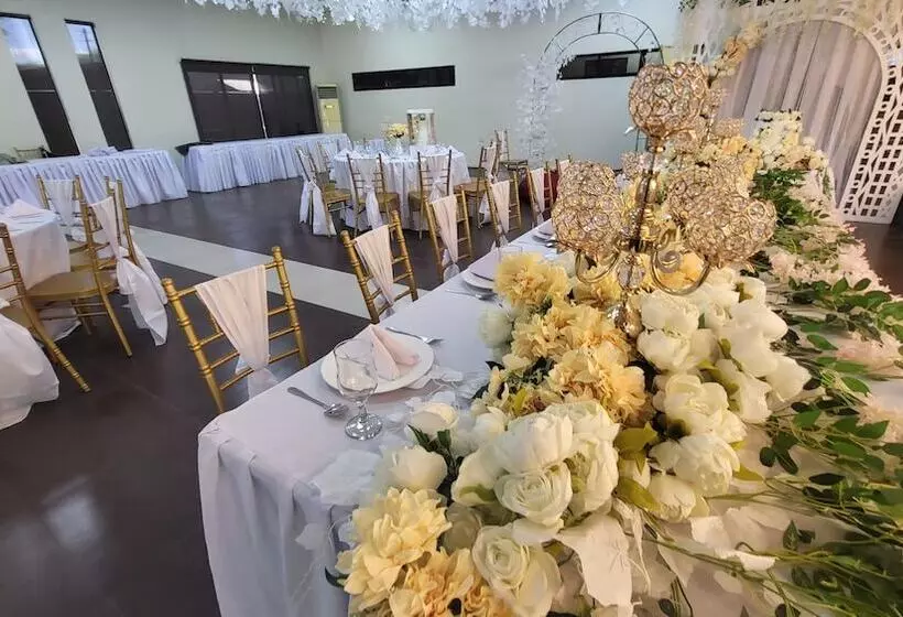 Bakasyunan Resort And Conference Center Zambales