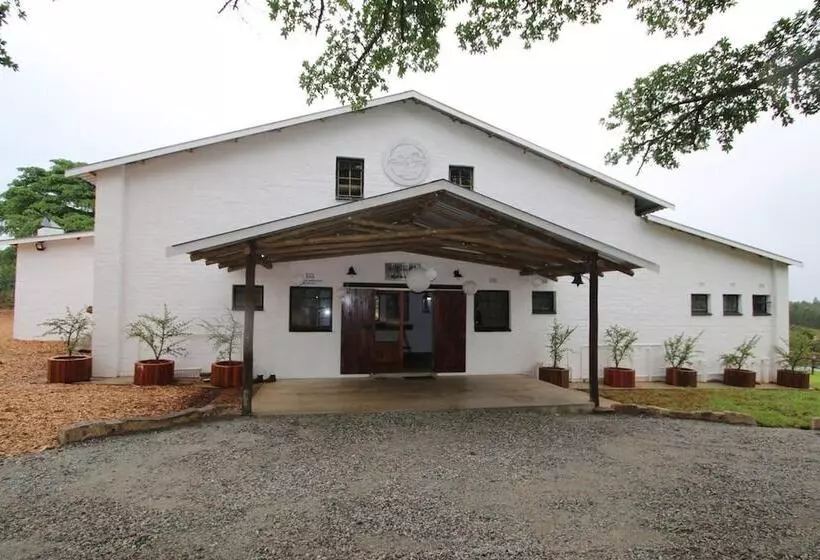 Aamiaismajoitus (B&B) Dusk To Dawn Guesthouse