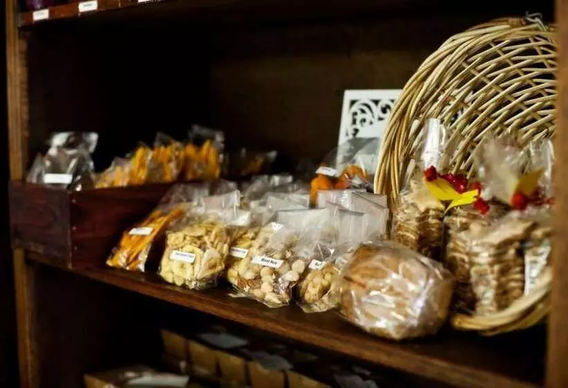 Aamiaismajoitus (B&B) Dusk To Dawn Guesthouse