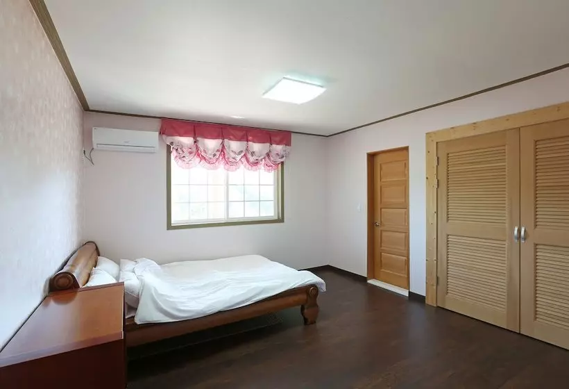 Hongcheon Happy Forest Pension