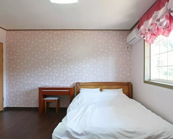 Hongcheon Happy Forest Pension