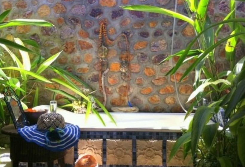 Otel Breve Azurine Lagoon Retreat