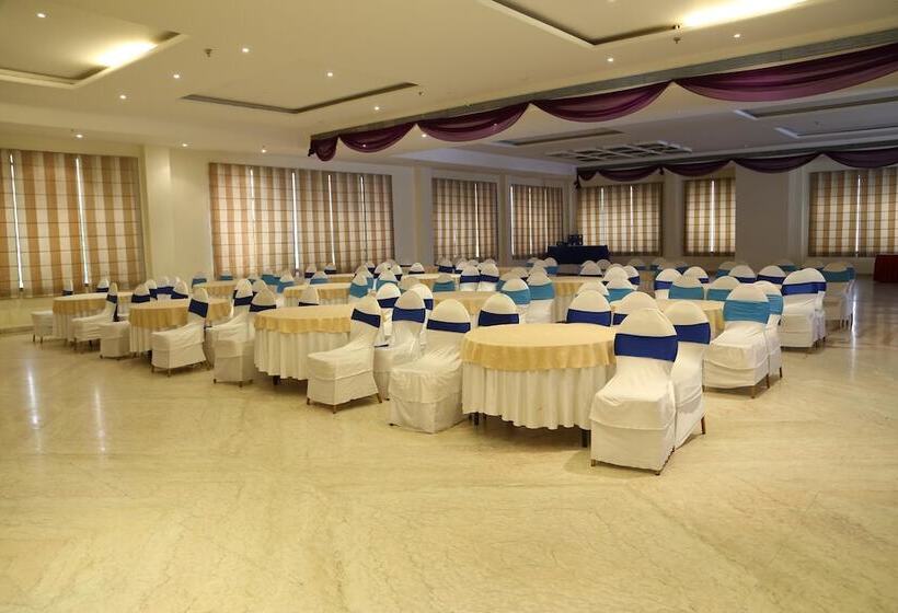 Hotel Gianz By Oyo Rooms