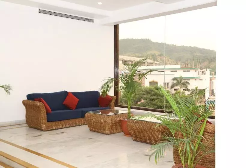 Hotelli Gianz By Oyo Rooms