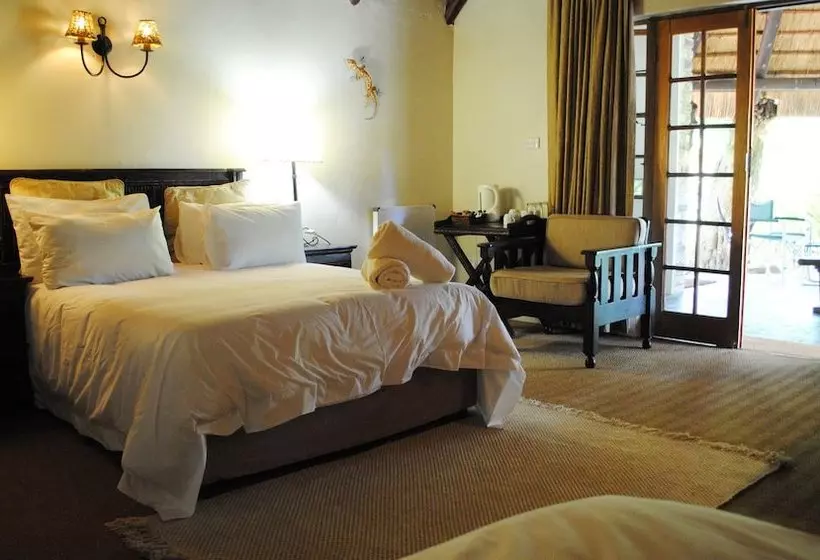 ホテル Insingizi Lodge