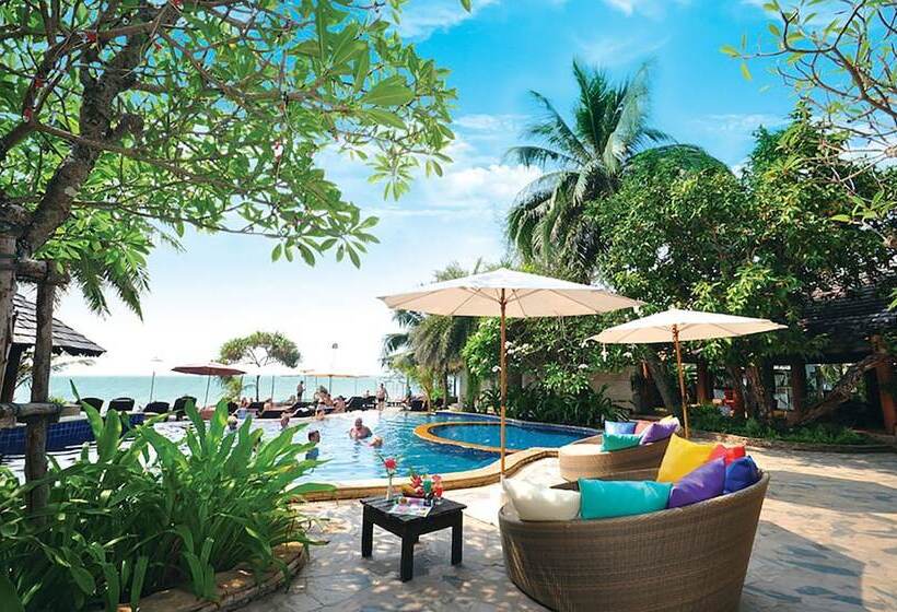 בית מלון כפרי Mercure Rayong Lomtalay Villas & Resort