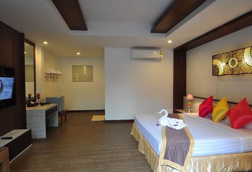 בית מלון כפרי Mercure Rayong Lomtalay Villas & Resort