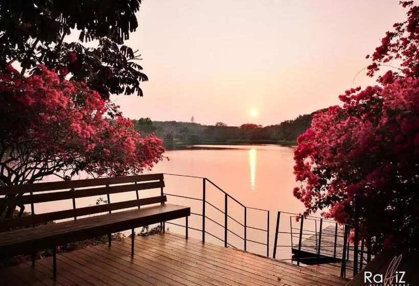 Hotelli Rabbiz Hill Resort