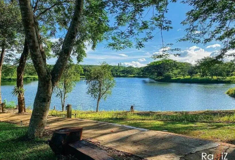 Hotelli Rabbiz Hill Resort