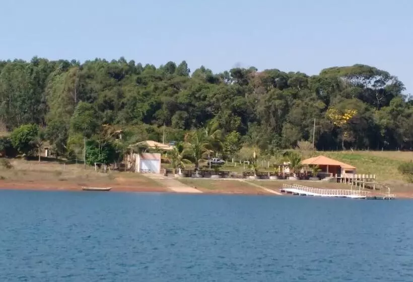 Hotelli Rancho Lago Dos Deuses