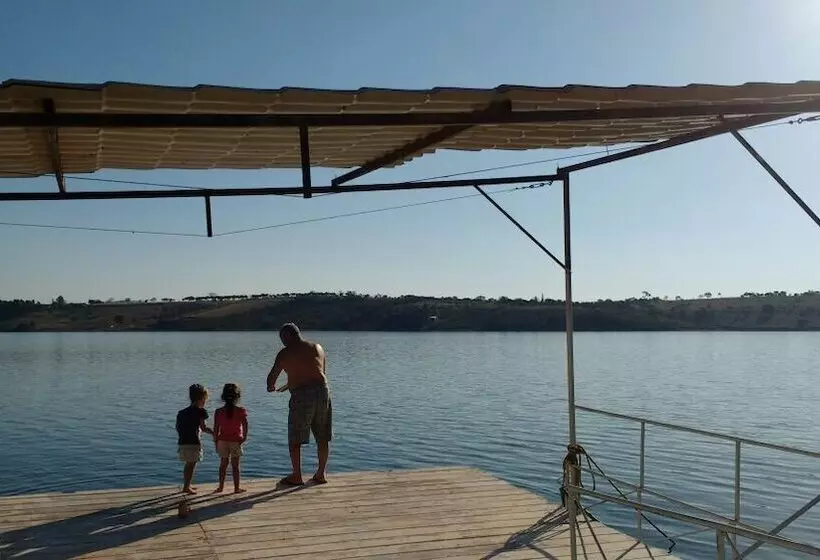 Hotelli Rancho Lago Dos Deuses