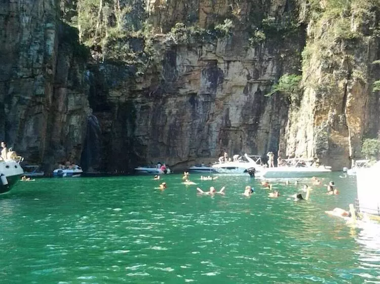 Hotelli Rancho Lago Dos Deuses