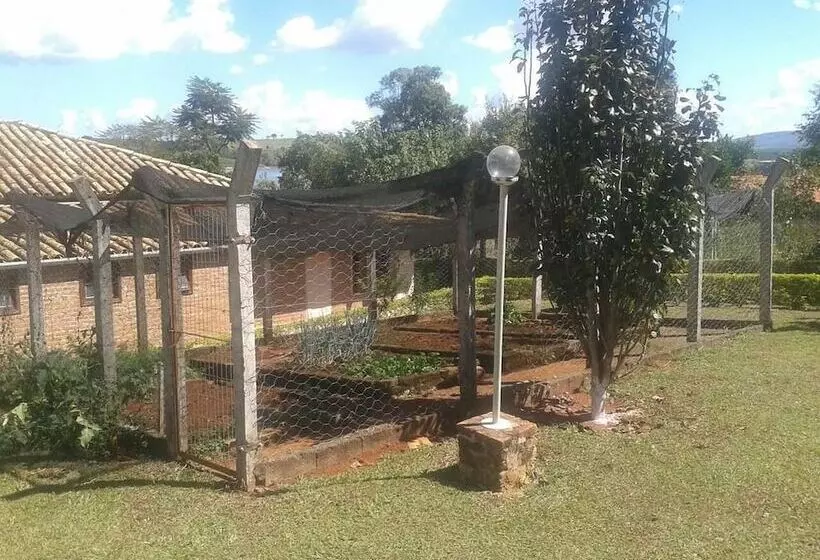 Hotelli Rancho Lago Dos Deuses