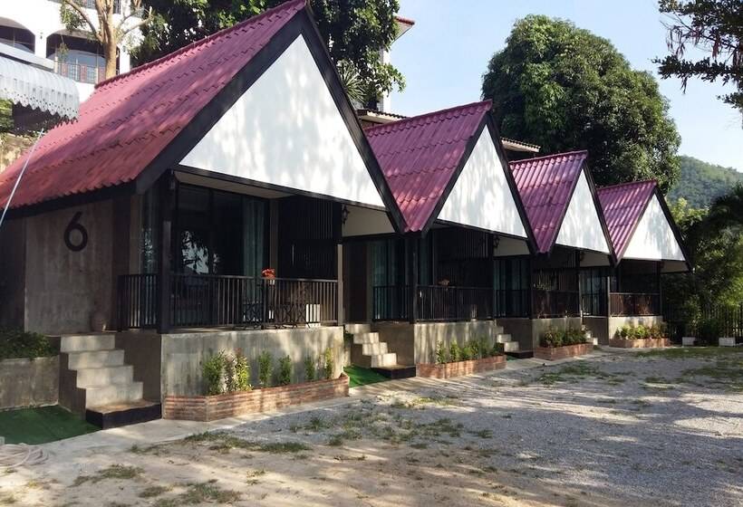 בית מלון כפרי Rimkaeng Resort