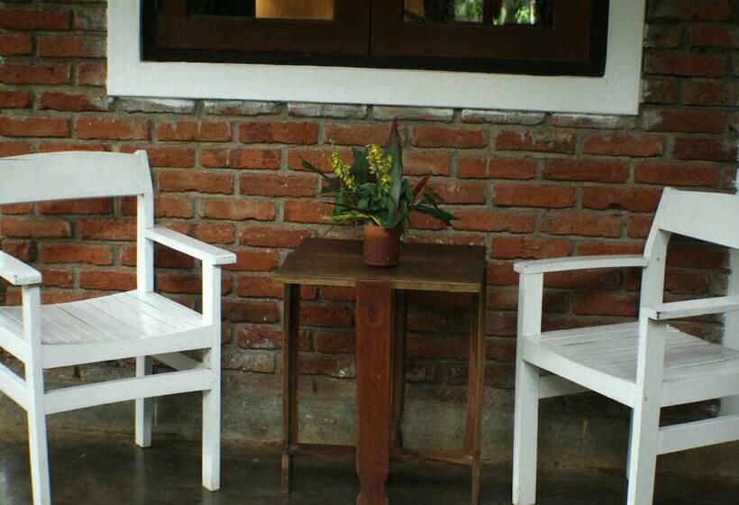 ホテル River Garden Resort