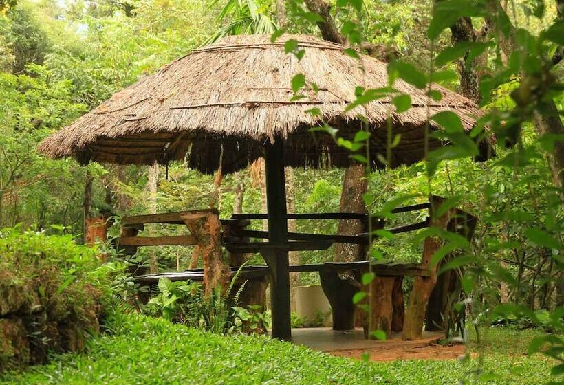 ホテル River Garden Resort