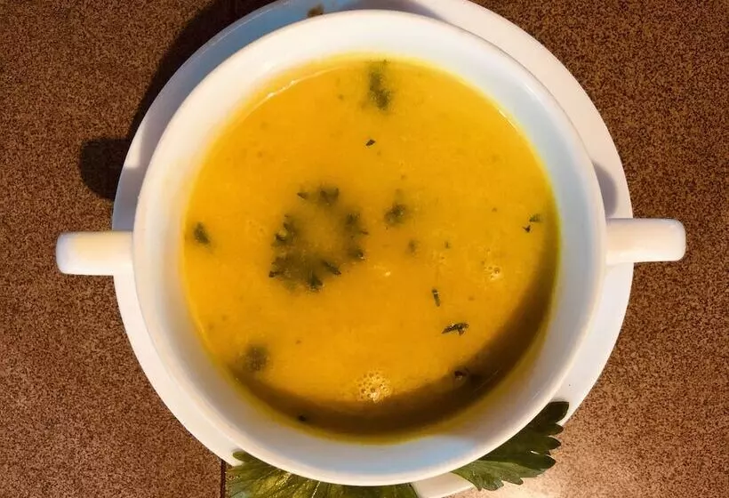 Hotelli River Garden Resort