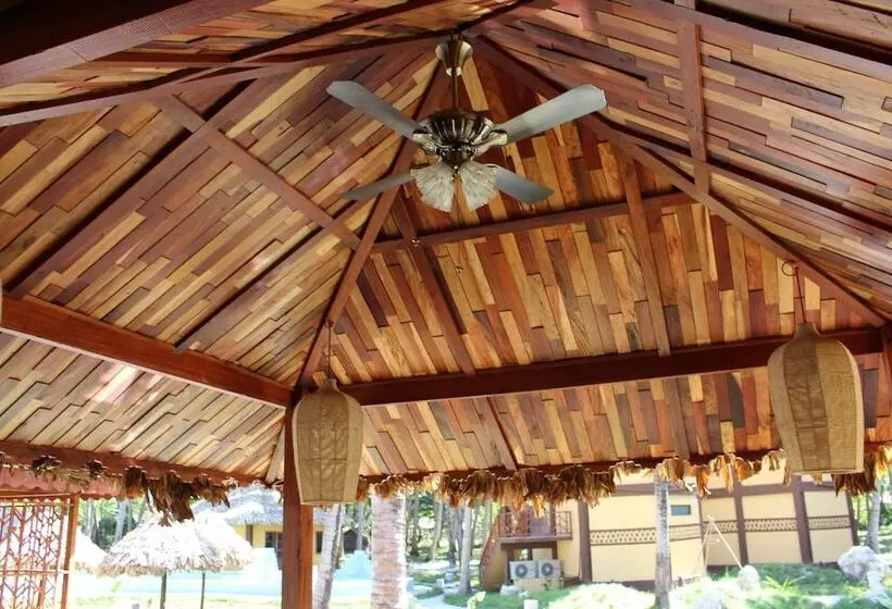 Hotelli Silver Sand Neil