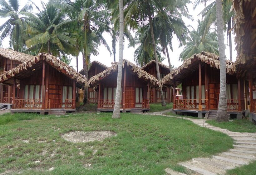 هتل Silver Sand Neil