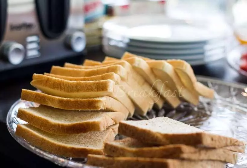 ペンション Hop On Phuket