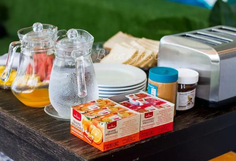 ペンション Hop On Phuket