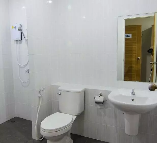 ペンション Hop On Phuket