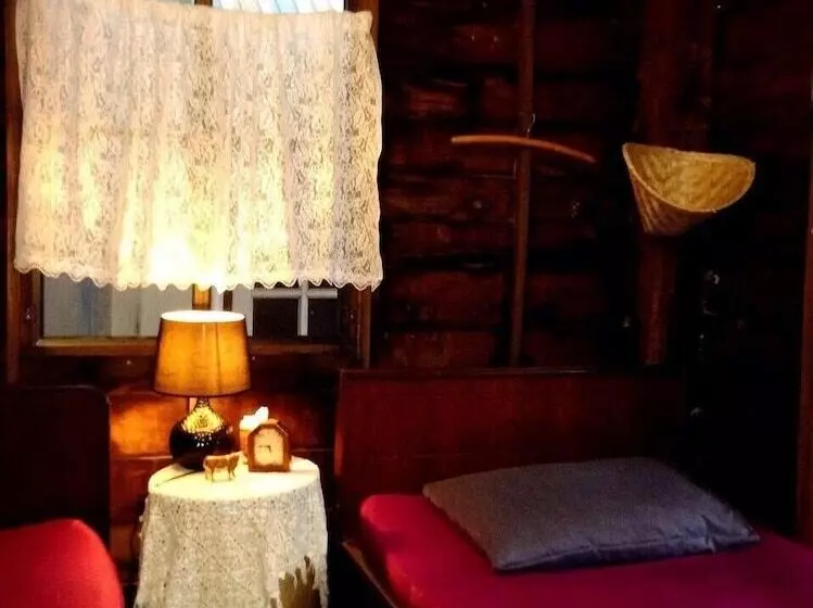 Baan Somlim Homestay   Hostel